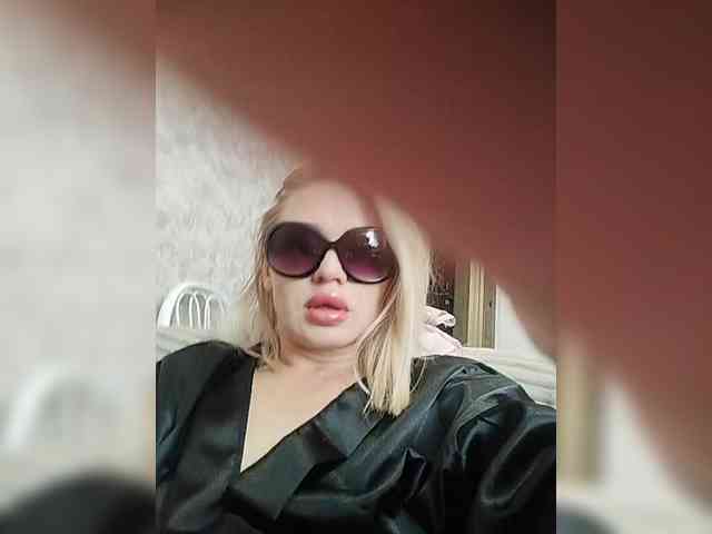 Milka_Milf webcam