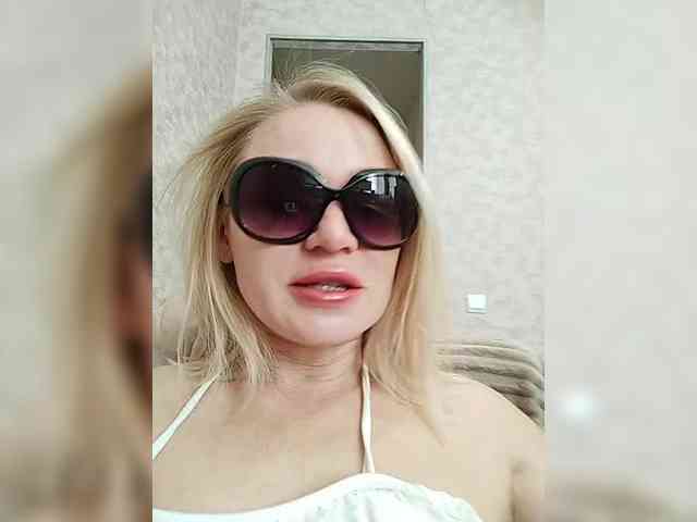Milka_Milf webcam
