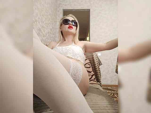 Milka_Milf webcam