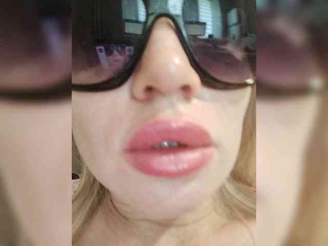 Milka_Milf webcam