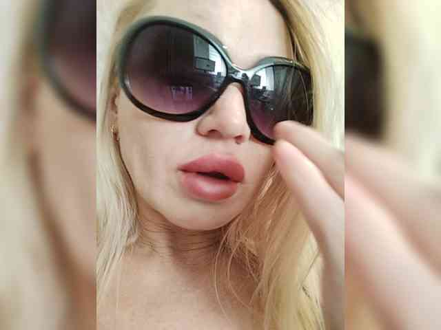 Модель: Milka_Milf