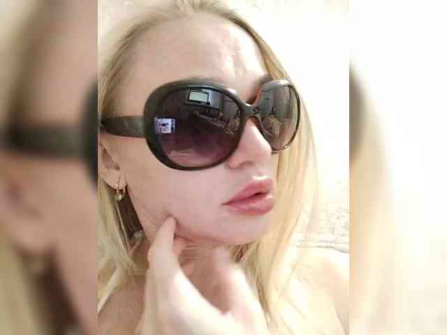 Milka_Milf webcam