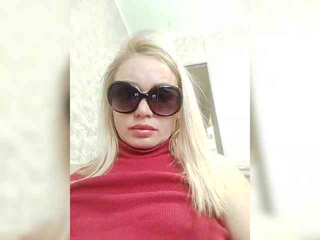 ElenCarr Sex Cam Show
