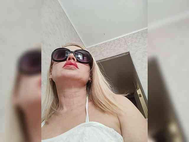 Milka_Milf webcam