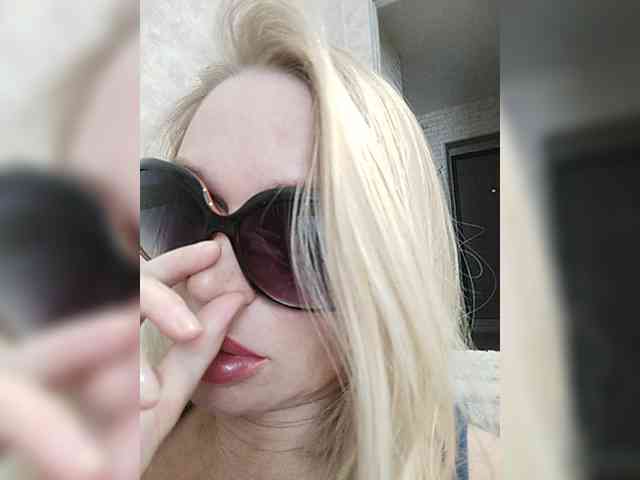 Milka_Milf webcam