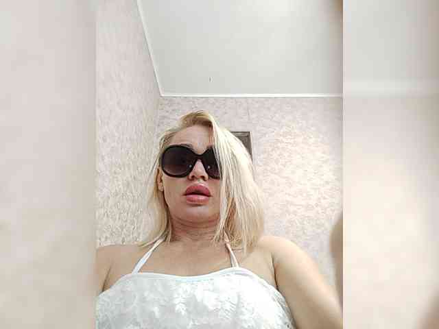 Milka_Milf webcam