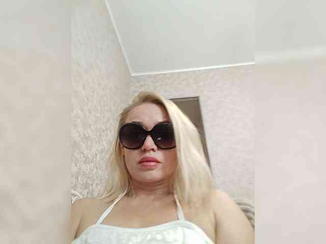 Milka_Milf webcam