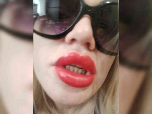 Milka_Milf webcam