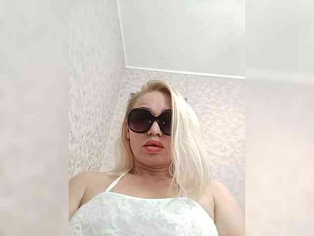 Milka_Milf webcam