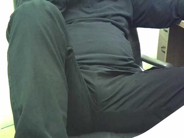 VikNik14cm live webcam show