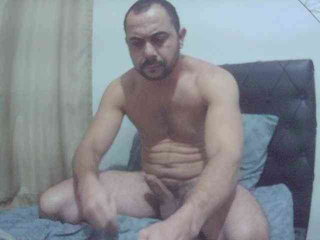 manu080