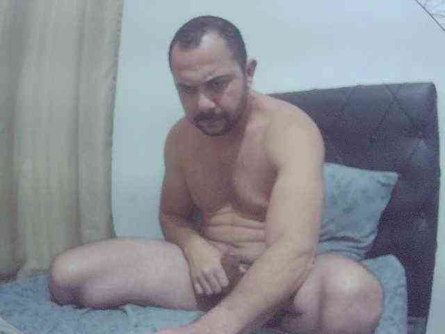 manu080