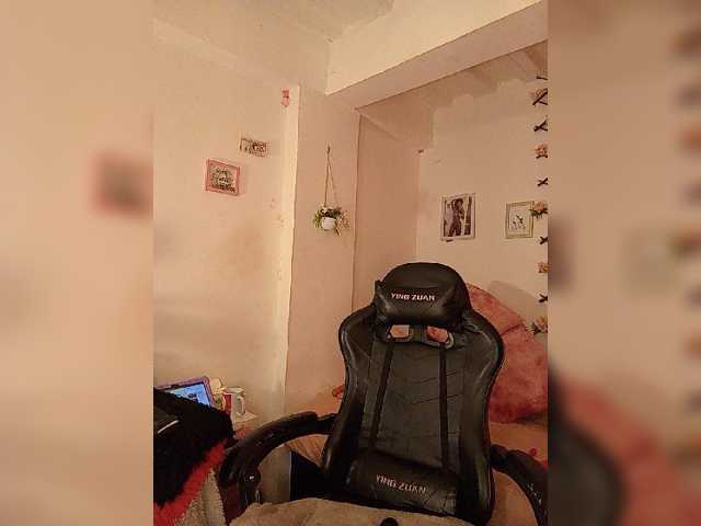 brytany05 live cam on BongaCams
