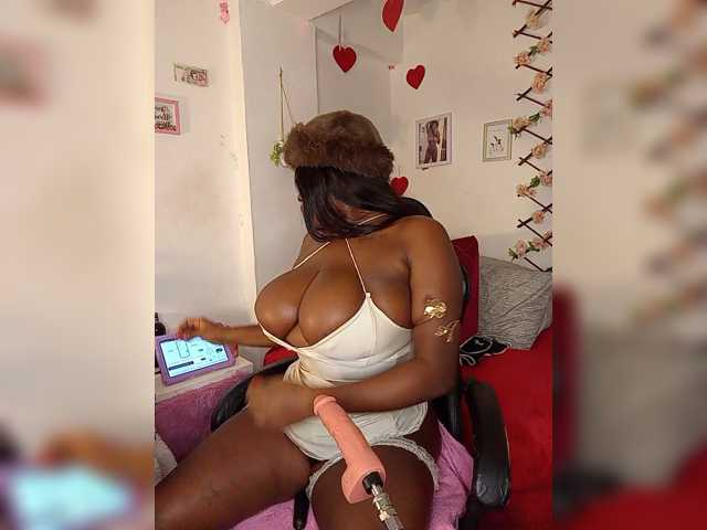 brytany05 live cam on BongaCams