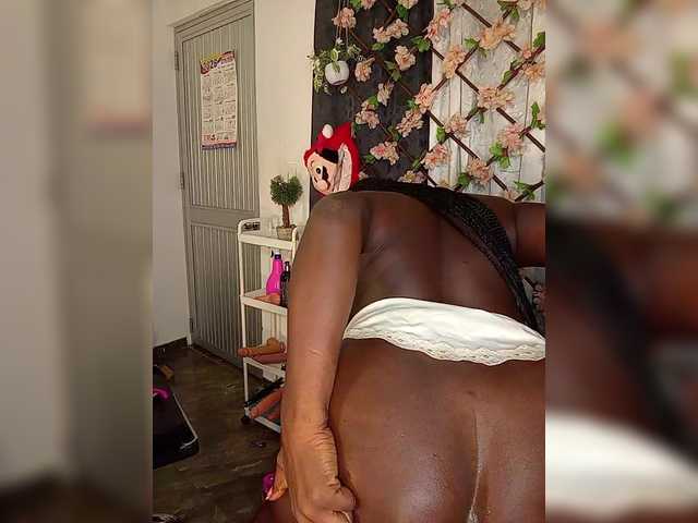 brytany05 live cam on BongaCams