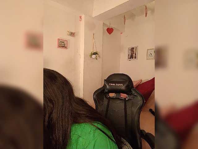 brytany05, en vivo ahora en BongaCams