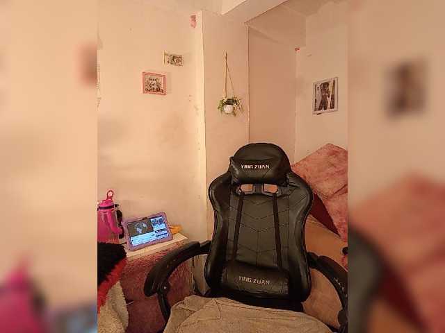 brytany05 live cam on BongaCams