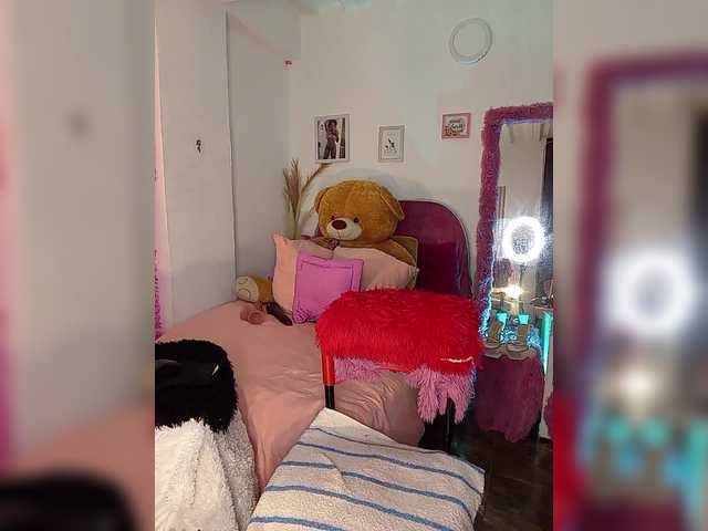 brytany05 live cam on BongaCams