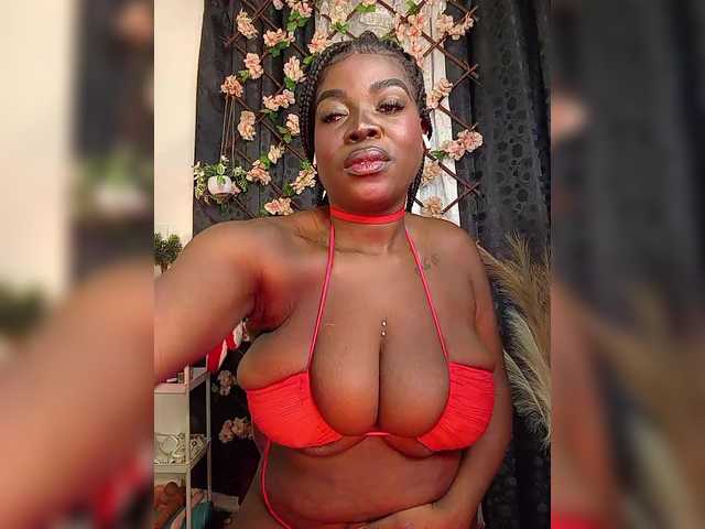 brytany05 live cam on BongaCams