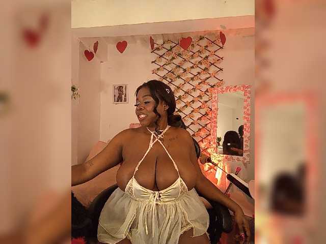brytany05 live cam on BongaCams