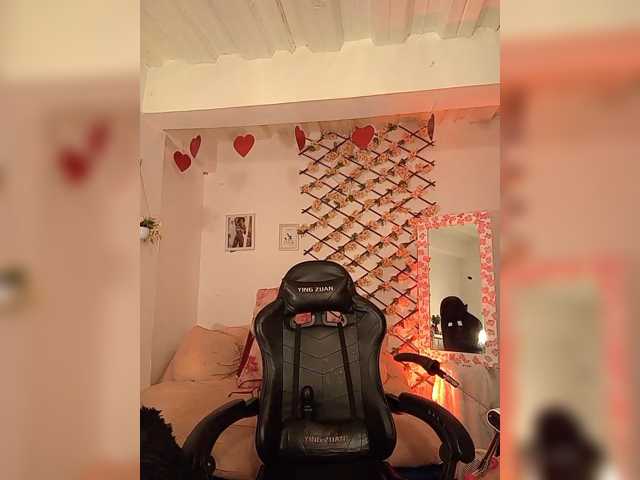 brytany05 live cam on BongaCams