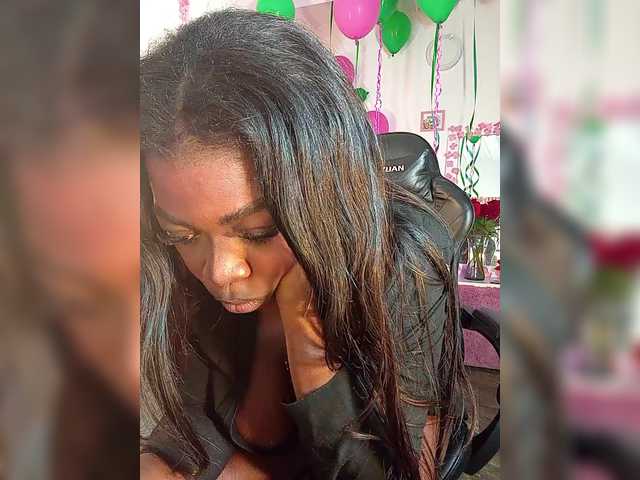 brytany05's BongaCams show and profile