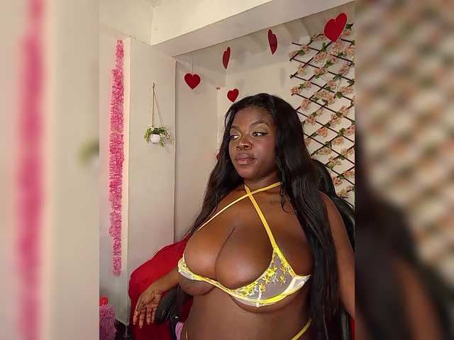 brytany05 live cam preview