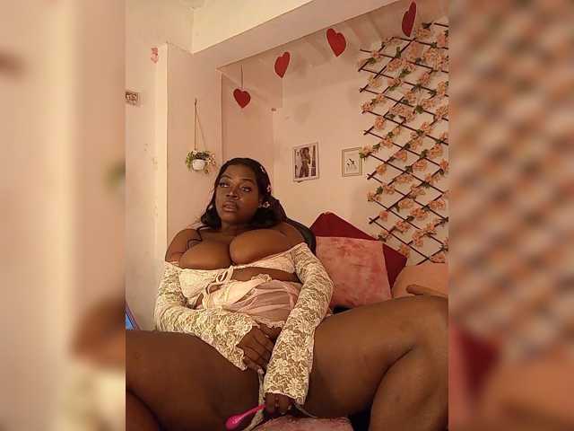 brytany05 live cam on BongaCams
