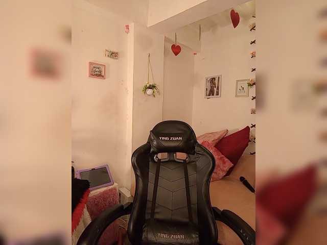 brytany05 live cam preview