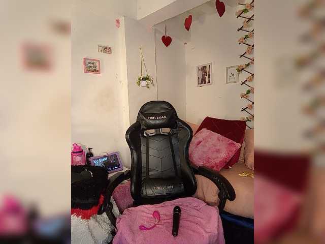 brytany05 live cam on BongaCams