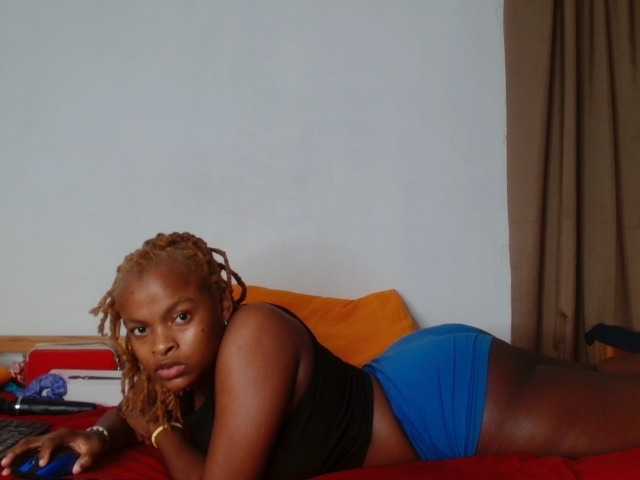 BlondQ2003