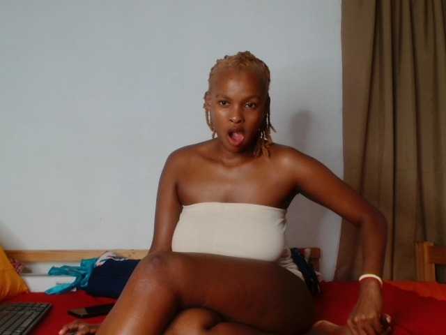 BlondQ2003
