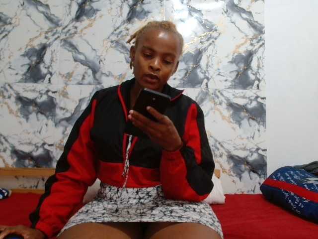 BlondQ2003
