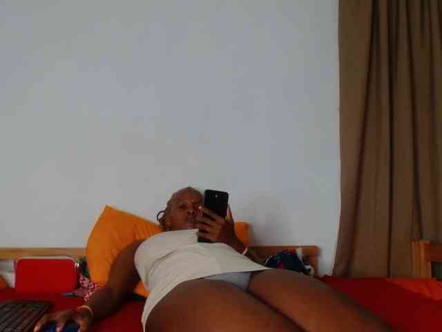 BlondQ2003