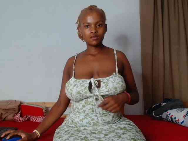 BlondQ2003
