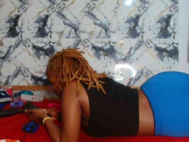 BlondQ2003 BlondQ2003