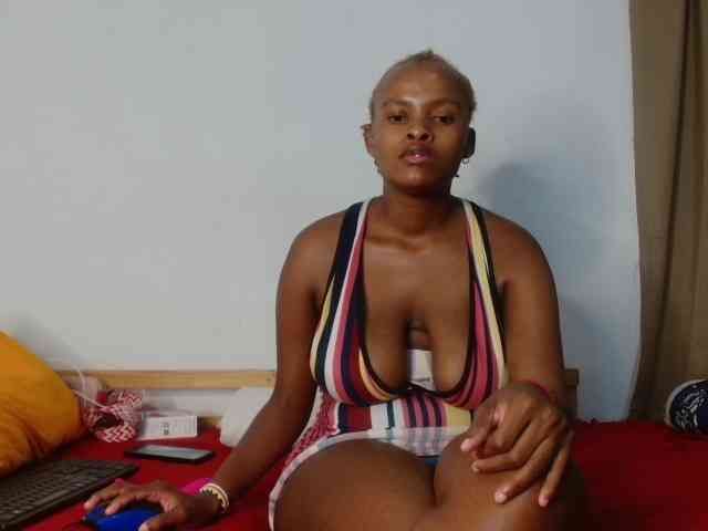 BlondQ2003