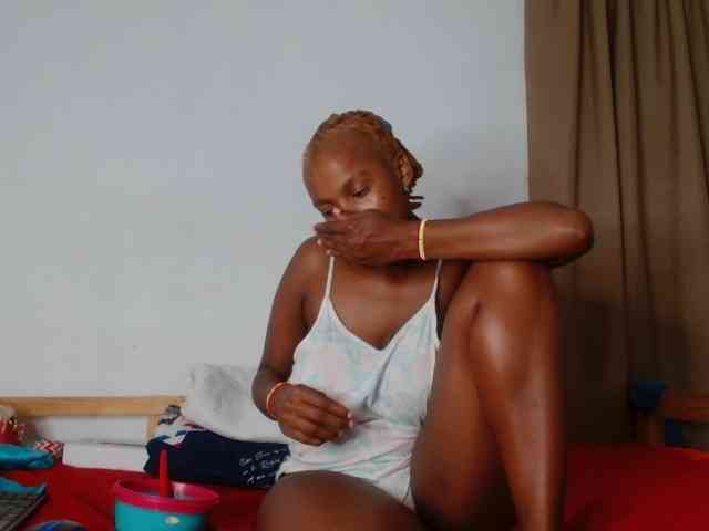 BlondQ2003