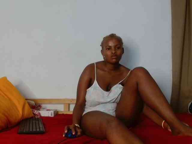BlondQ2003