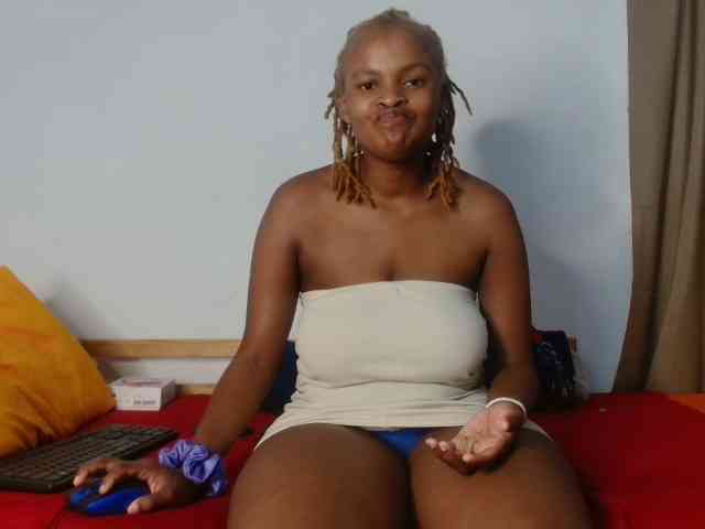BlondQ2003