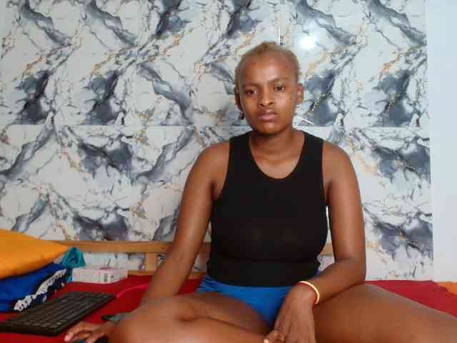 BlondQ2003 BlondQ2003
