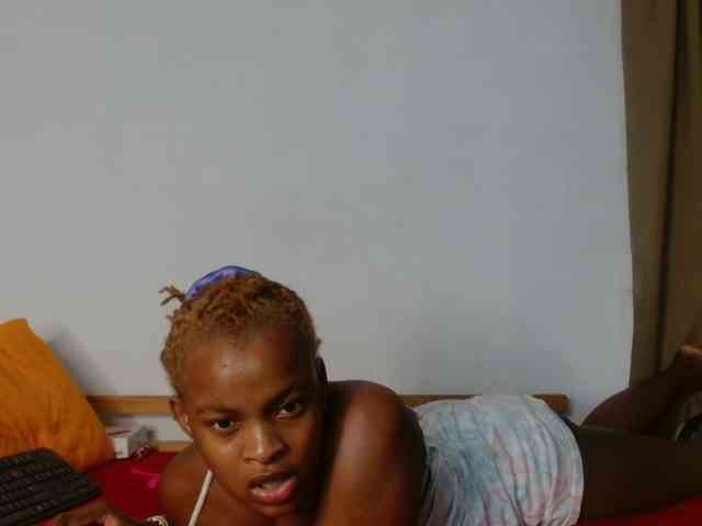 BlondQ2003 BlondQ2003