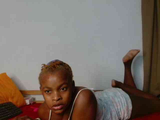 BlondQ2003 BlondQ2003