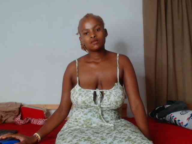 BlondQ2003