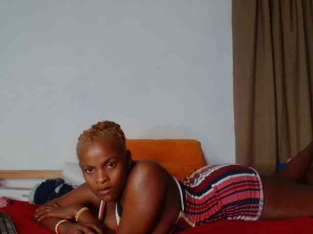 BlondQ2003