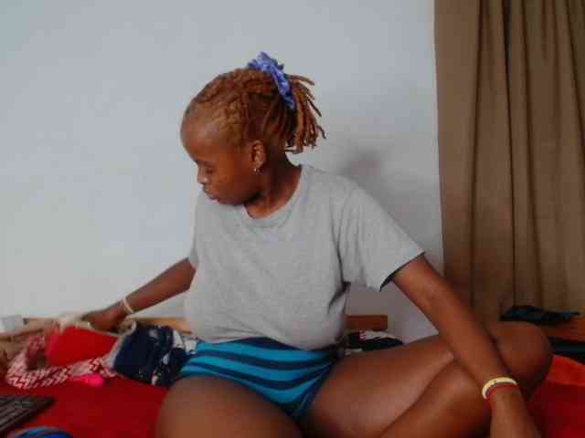 BlondQ2003