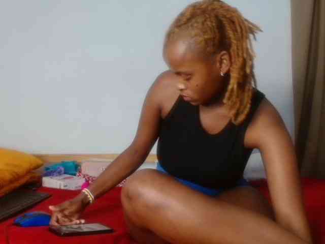 BlondQ2003