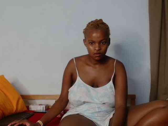 BlondQ2003 BlondQ2003