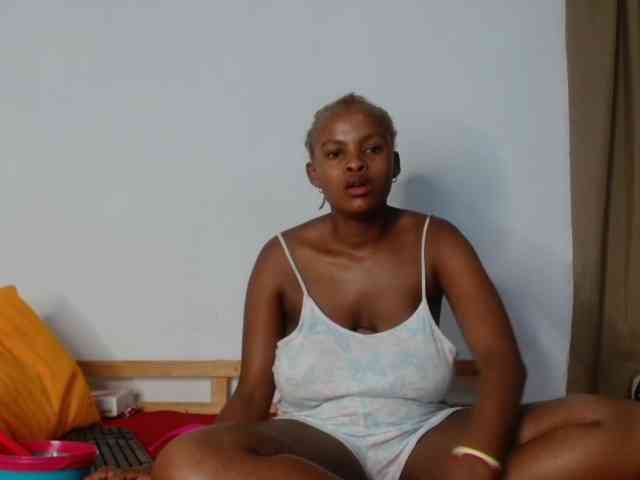 BlondQ2003 BlondQ2003
