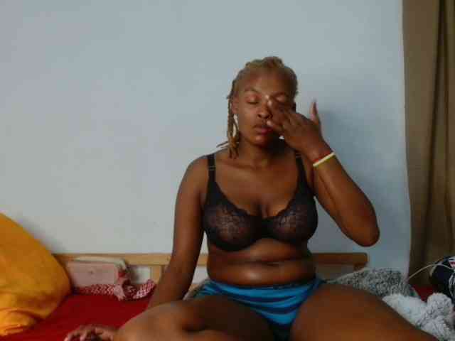 BlondQ2003